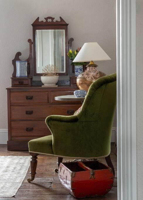 Sarah'S - A Townhouse Apartment In Georgian Holt Holt  Exteriér fotografie